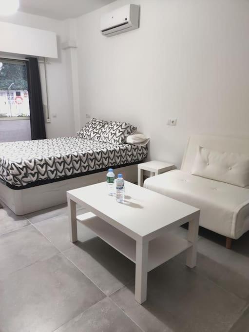 Apartamento Omega Ll Lejlighed Torremolinos Eksteriør billede